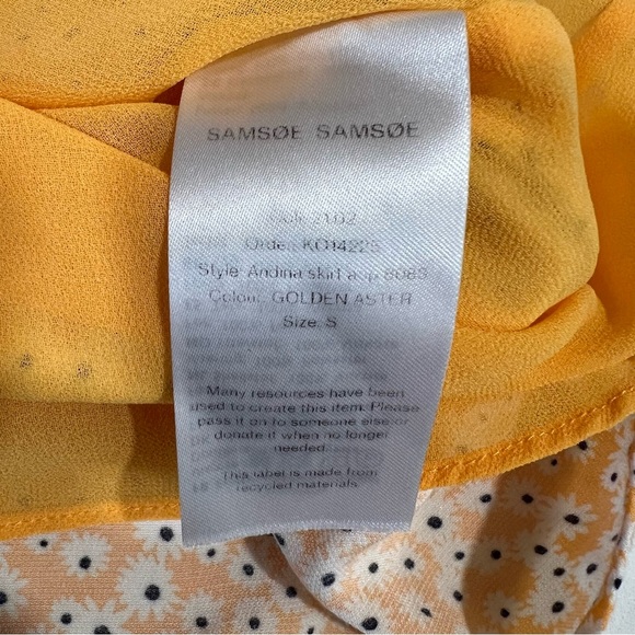 Samsoe Samsoe women's a-line skirt golden aster with flowers size small - Picture 7 of 10